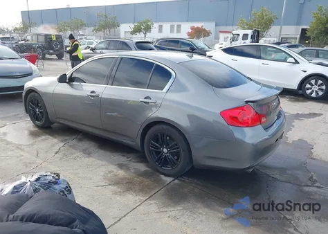 2015 Infiniti Q40 из США, поврежденный, VIN JN1CV6APXFM580715